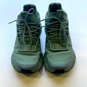 On cloud, Cloud Nova, eucalyptus color, size 7.5